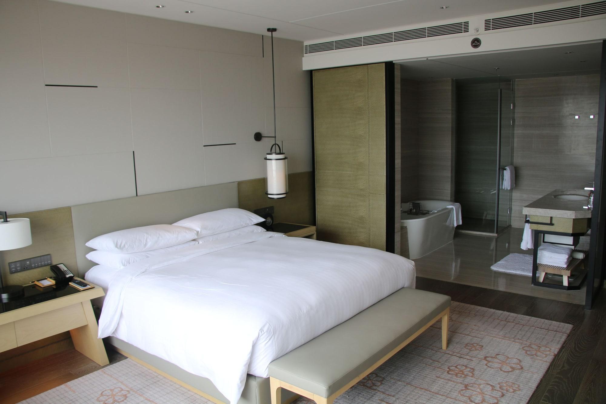 Shanghai Marriott Hotel Kangqiao Exterior photo