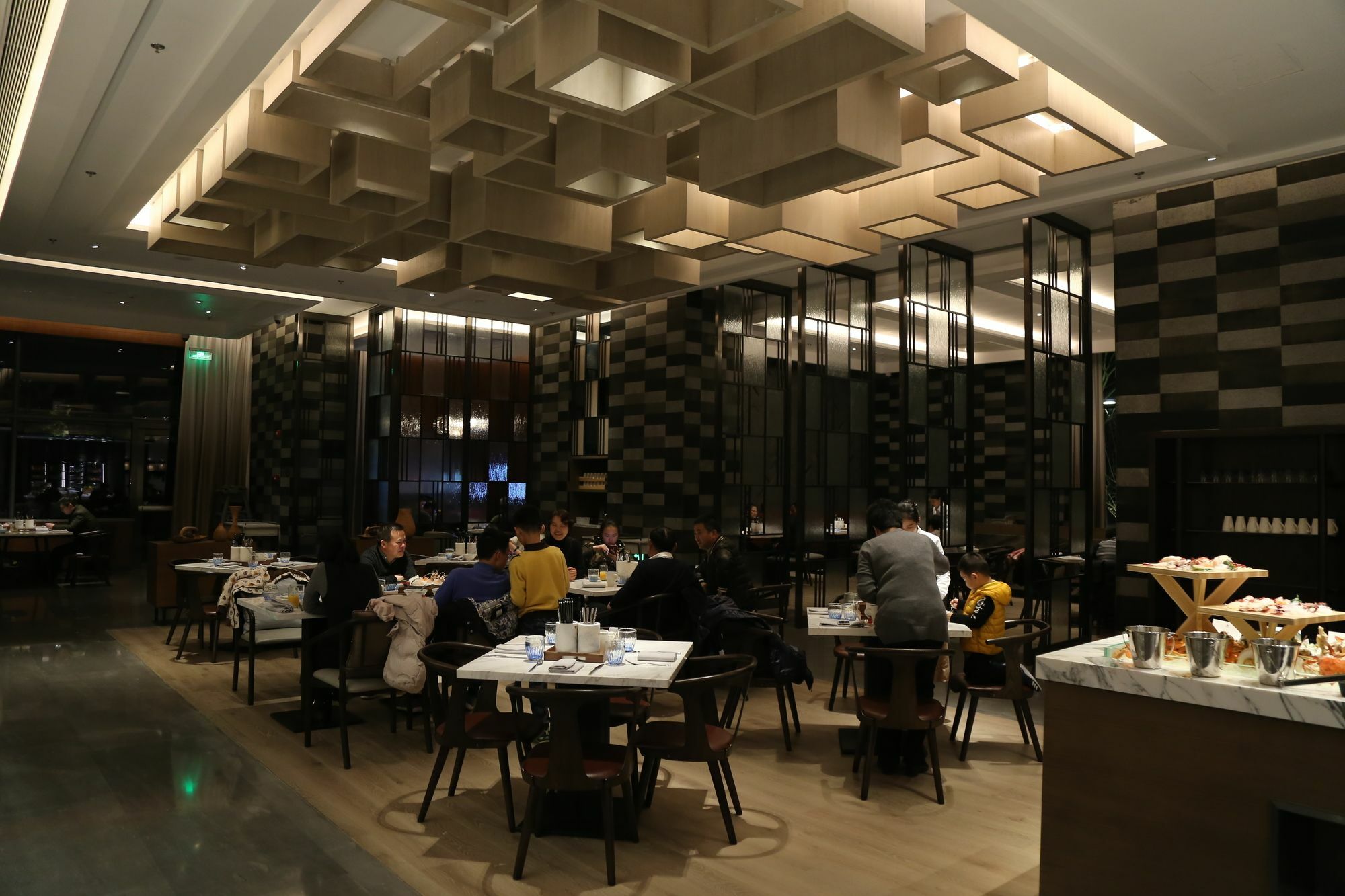 Shanghai Marriott Hotel Kangqiao Exterior photo